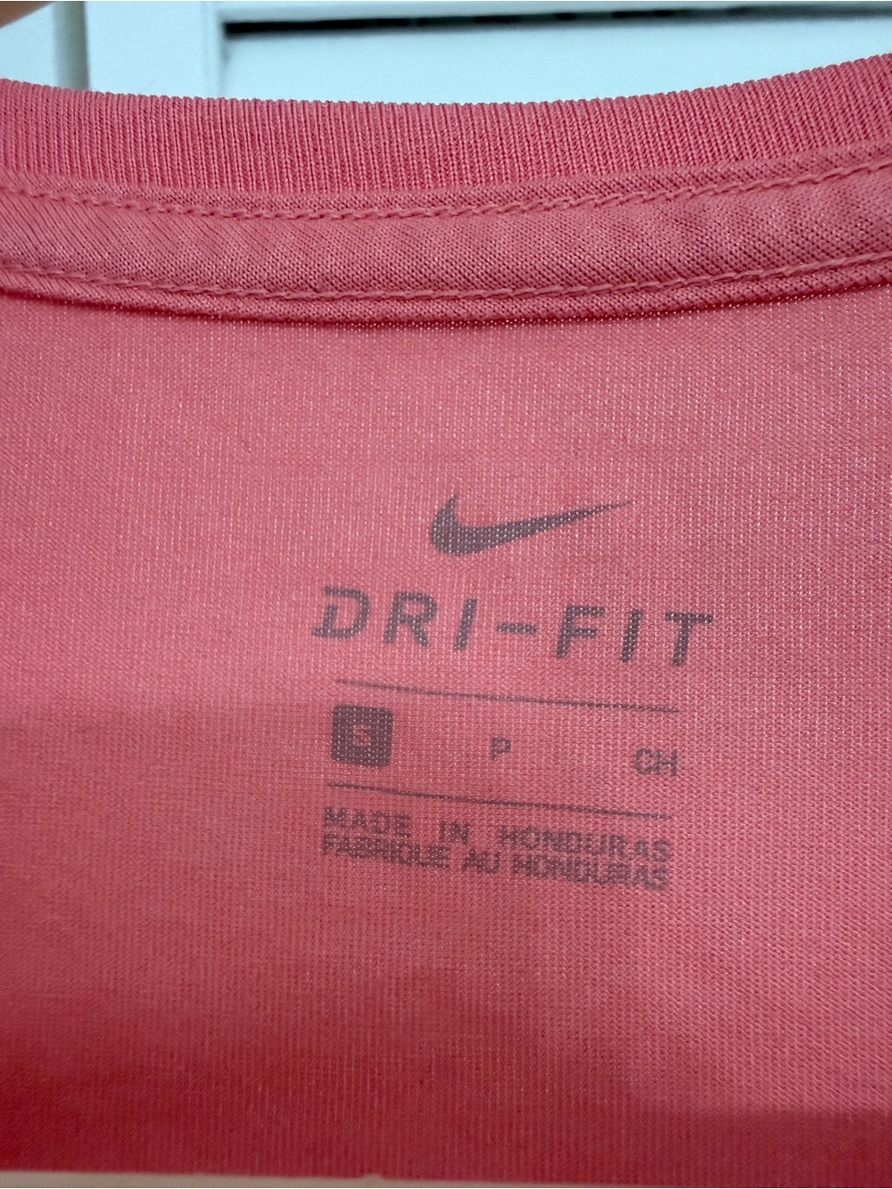 Nike Dri-FIT Scoop Neck Short Sleeve Training Shirt Coral Pink Size S - Picture 5 of 5